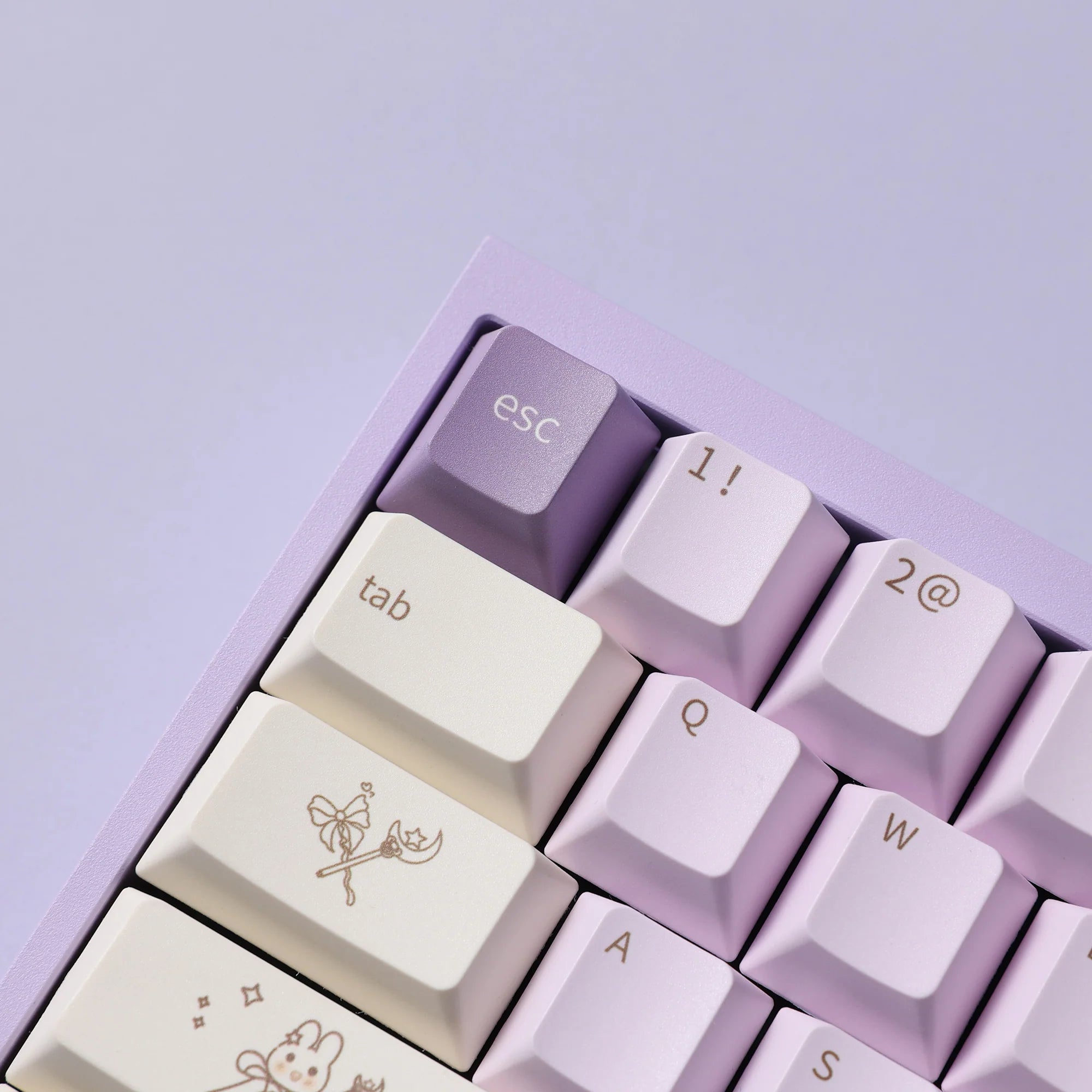 QTUO Magic Bunny Keycaps