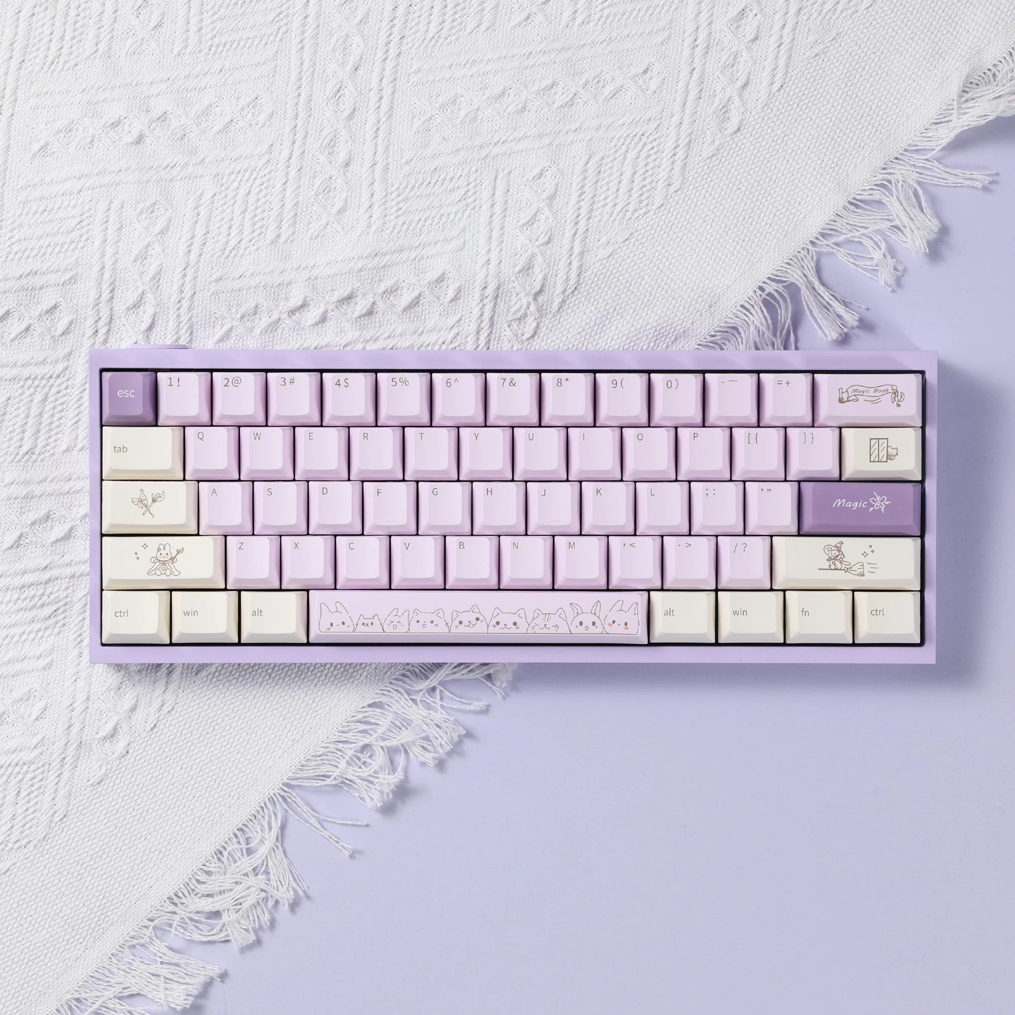 QTUO Magic Bunny Keycaps