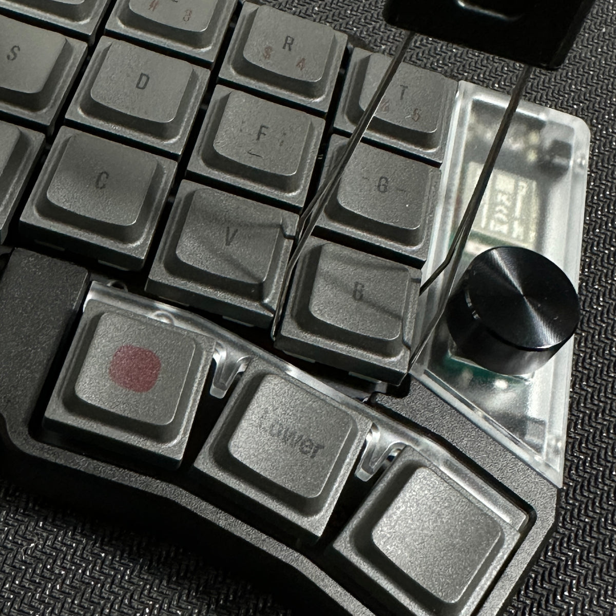 Black — photo 2