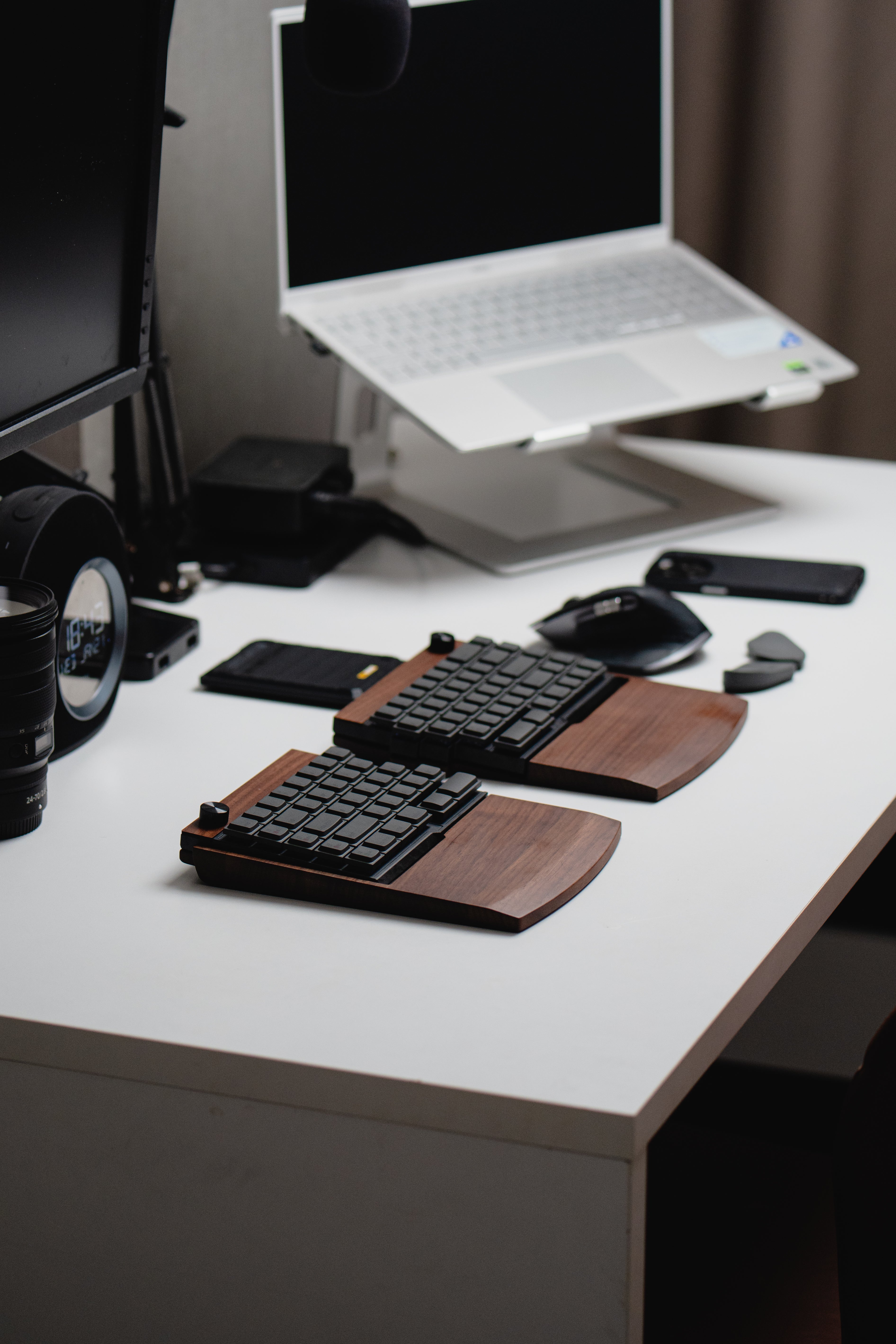 [Group Buy] Jiffy75 Wireless Split Low-Profile Prebuilt Keyboard