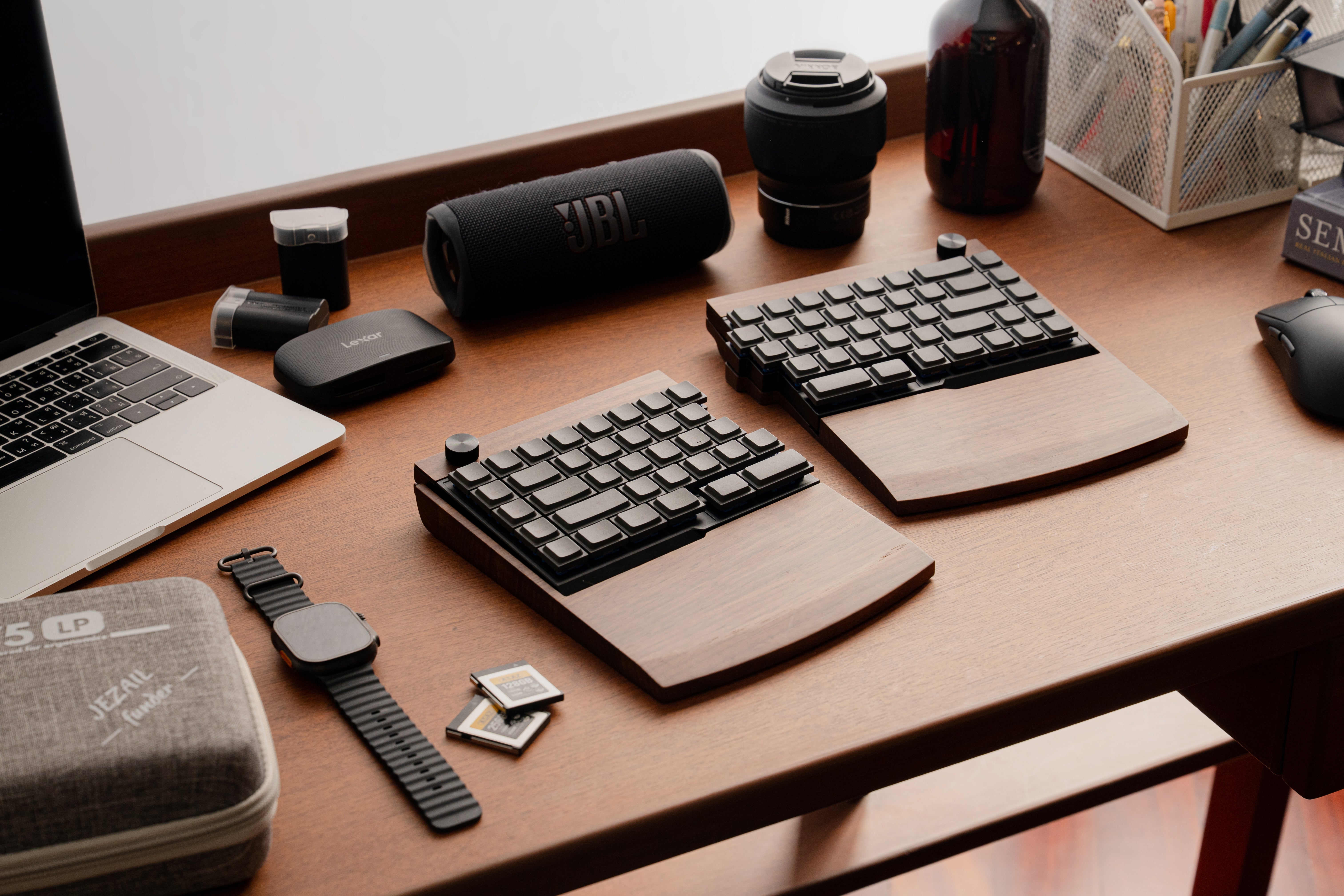 [Group Buy] Jiffy75 Wireless Split Low-Profile Prebuilt Keyboard