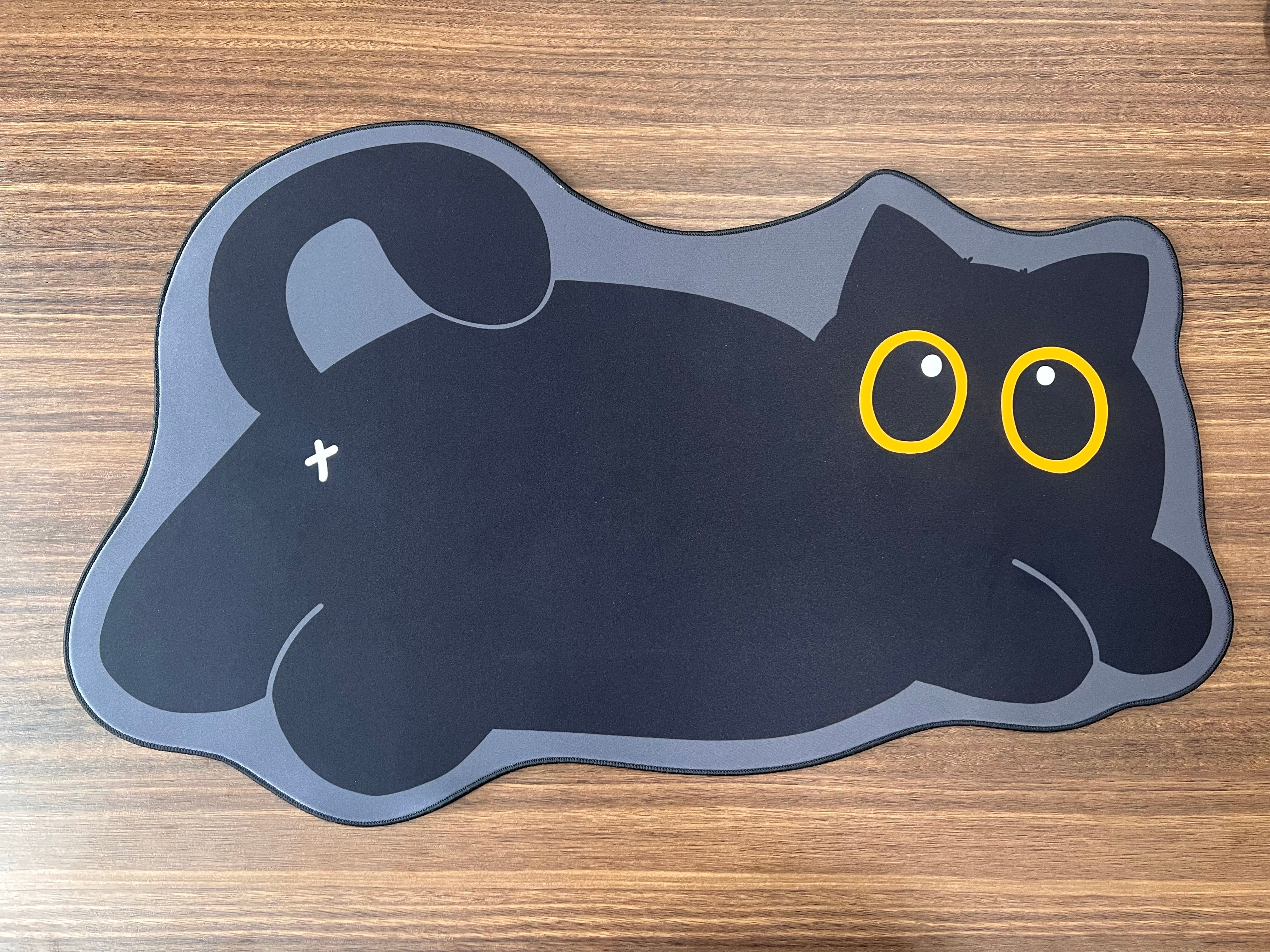 QQ Cat Deskmat