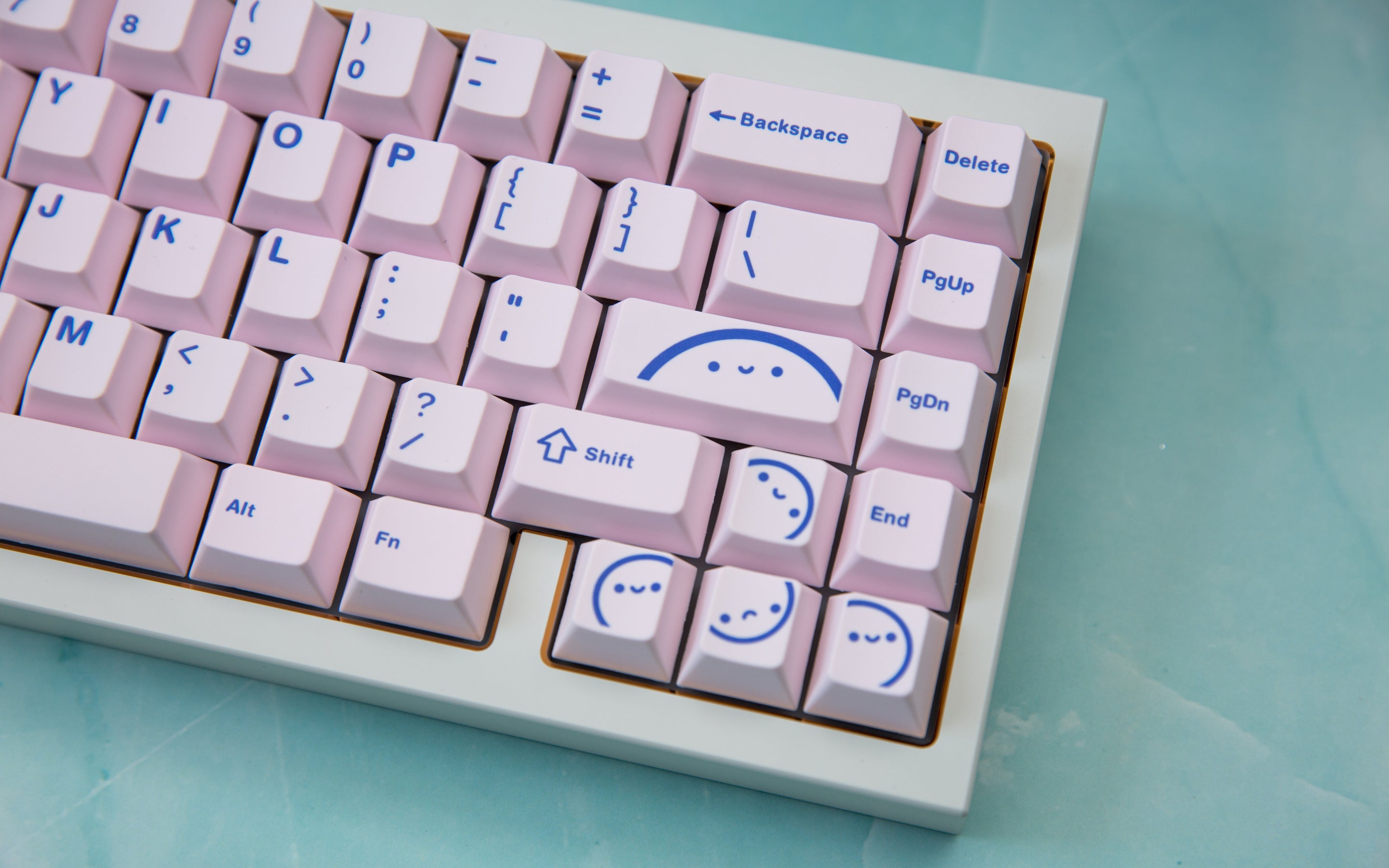 BOLO & Aquarius LOVELESS ☺ Keycaps