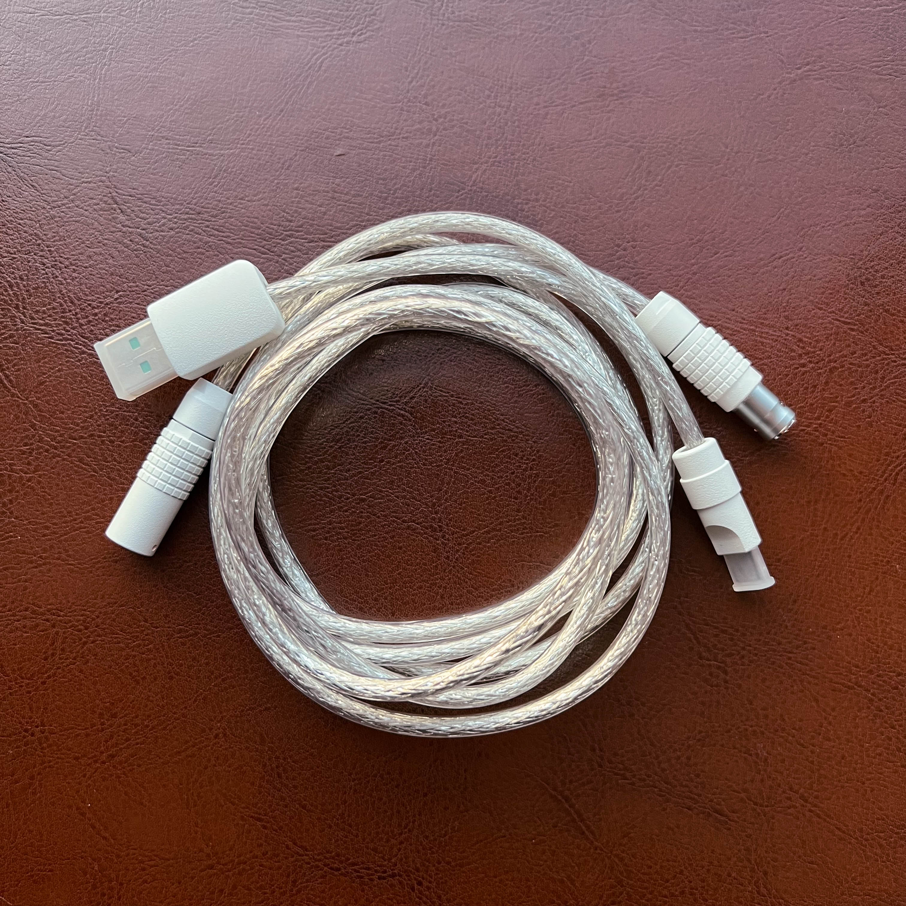 LINDY FEMO Cable – qwertyqop