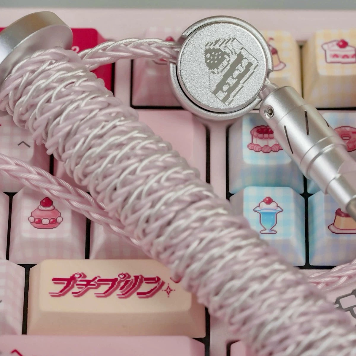 Strawberry Cake Cable