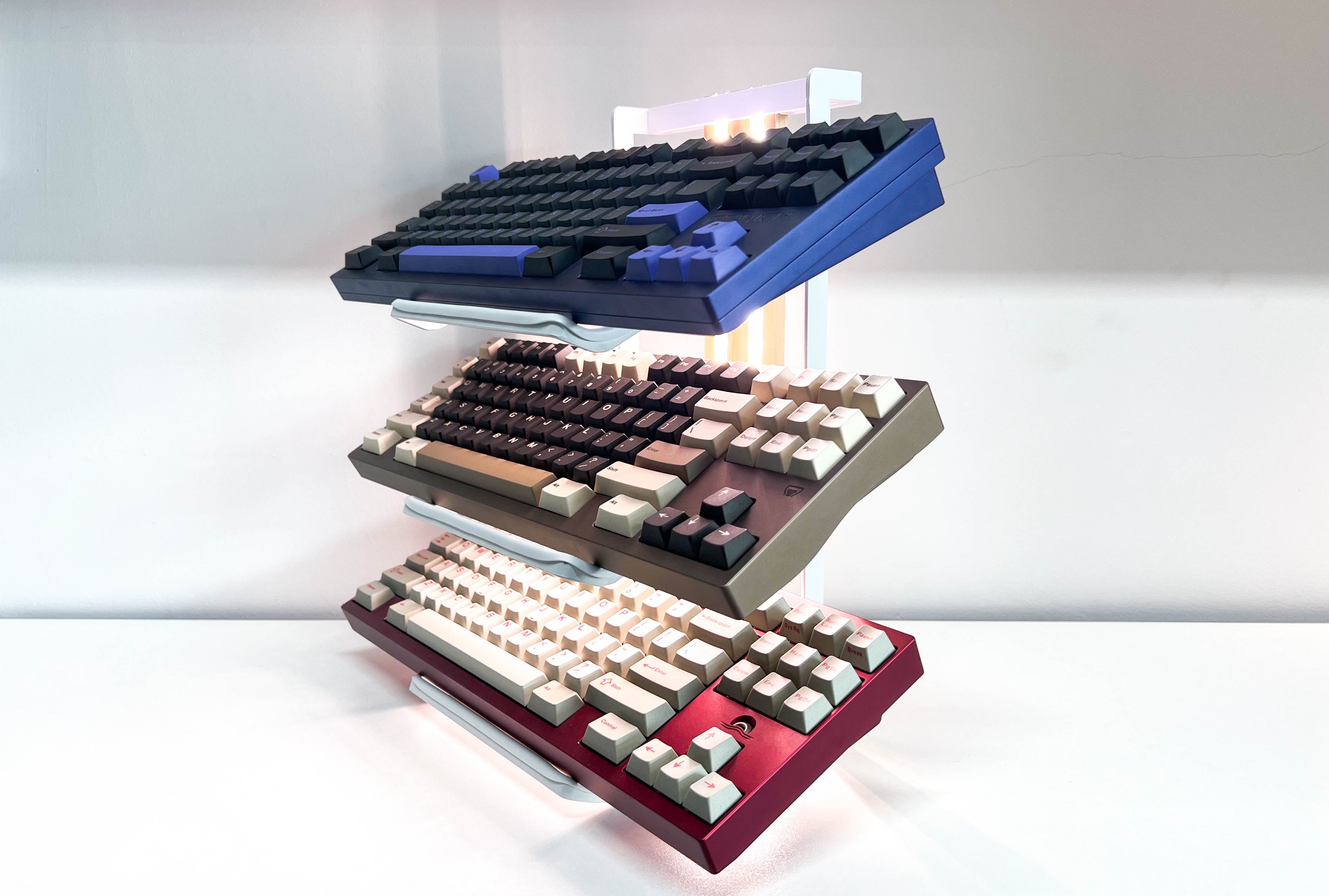 Mechanical Keyboard Display Shelf (LED) – qwertyqop