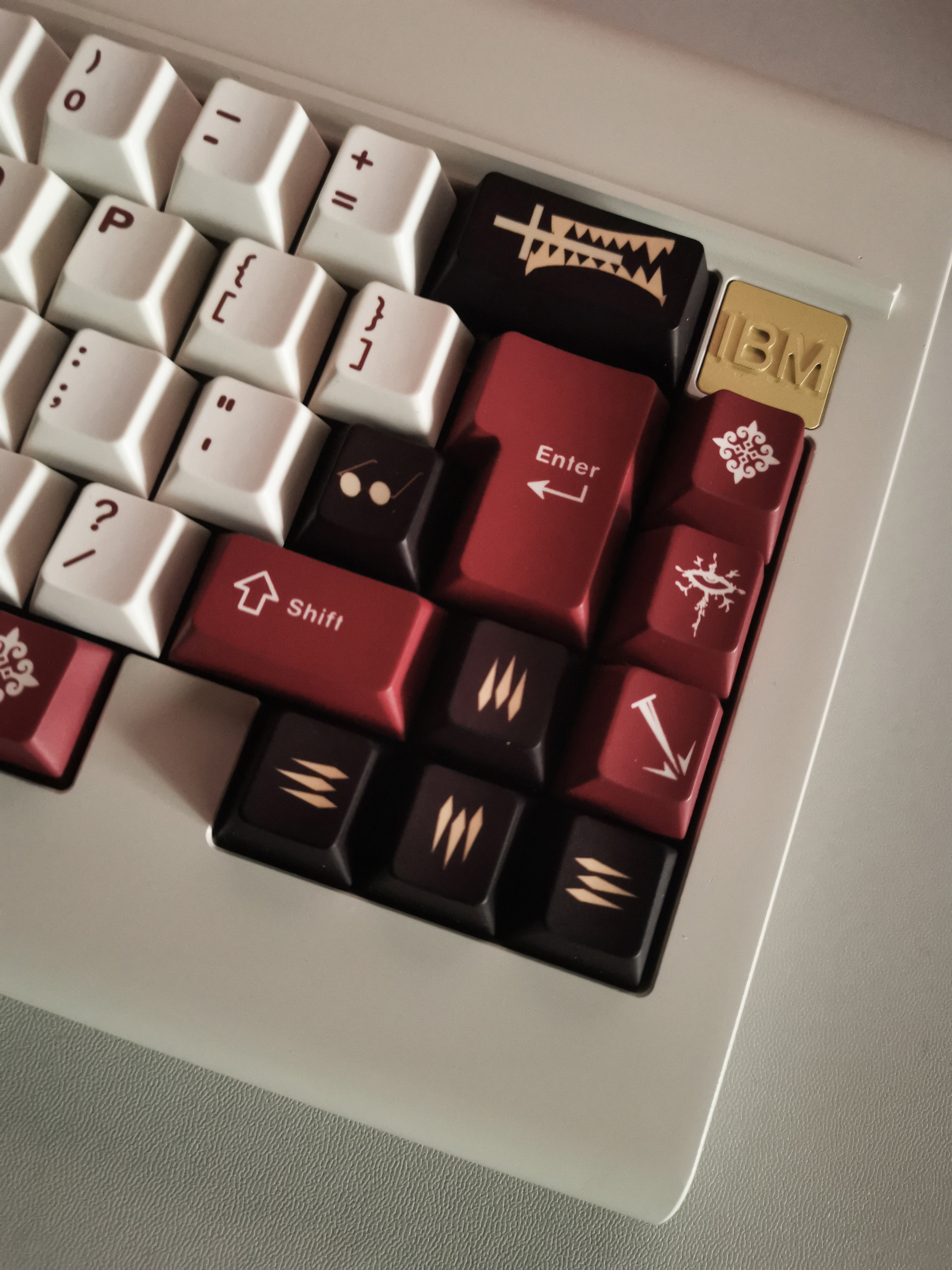 IDK Dirge of Hell Keycaps