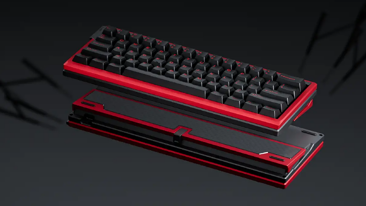 Red — photo 1