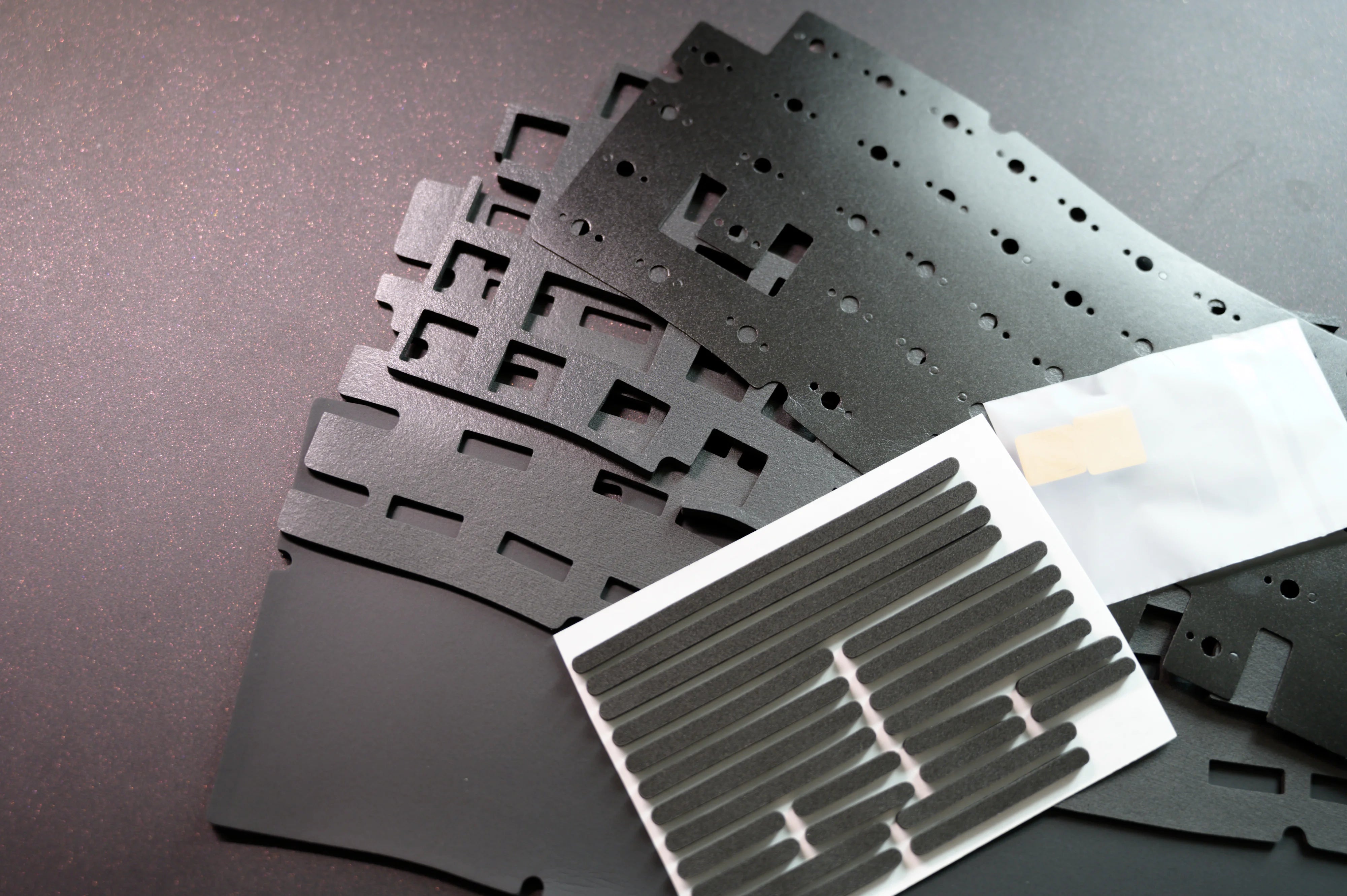 [Instock] EGG Works x Newton Gravity Ergonomic Keyboard Kit