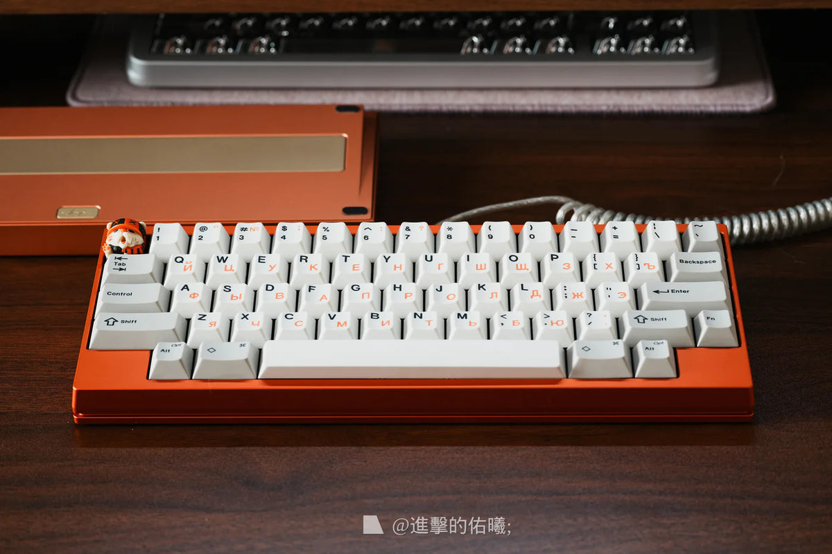 Orange — photo 1